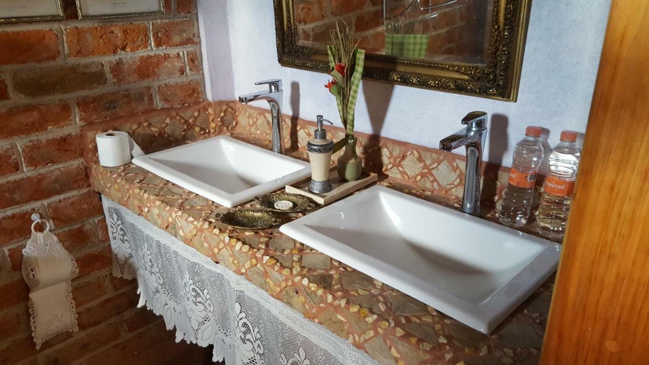 La Casona Azul Bed N Breakfast Santa Rosa de Jauregui Exteriér fotografie